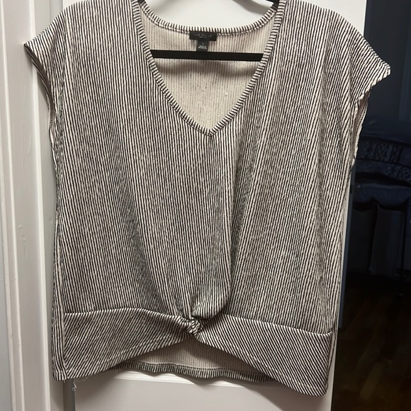 Ann Taylor short sleeve top - Picture 1 of 2